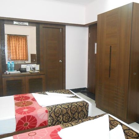 Hotel Mulberry Kolkata Exterior photo