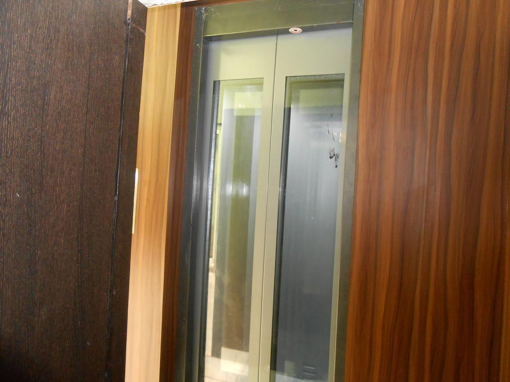 Hotel Mulberry Kolkata Exterior photo