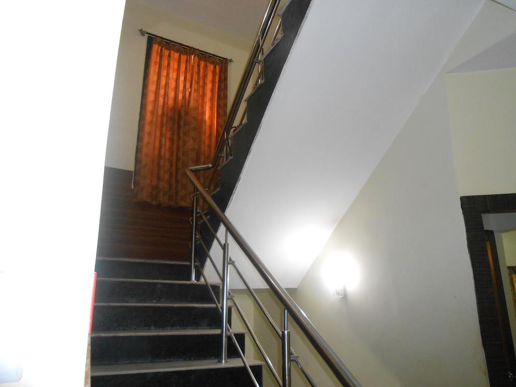 Hotel Mulberry Kolkata Exterior photo